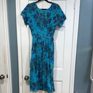 Vintage Blue and Green Flutter Sleeve Midi Sundress with Open Back